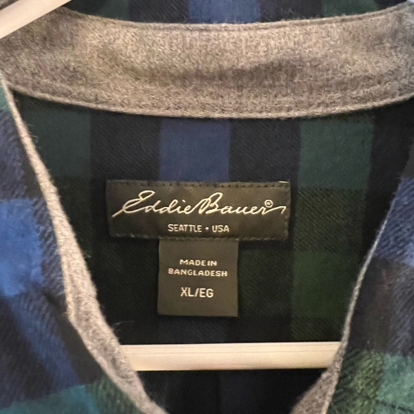 Men’s Eddie Bauer Flannel XL - Picture 3 of 3
